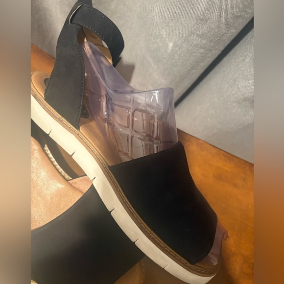 Clarks Black Suede Artisan Sandals - Picture 5 of 6